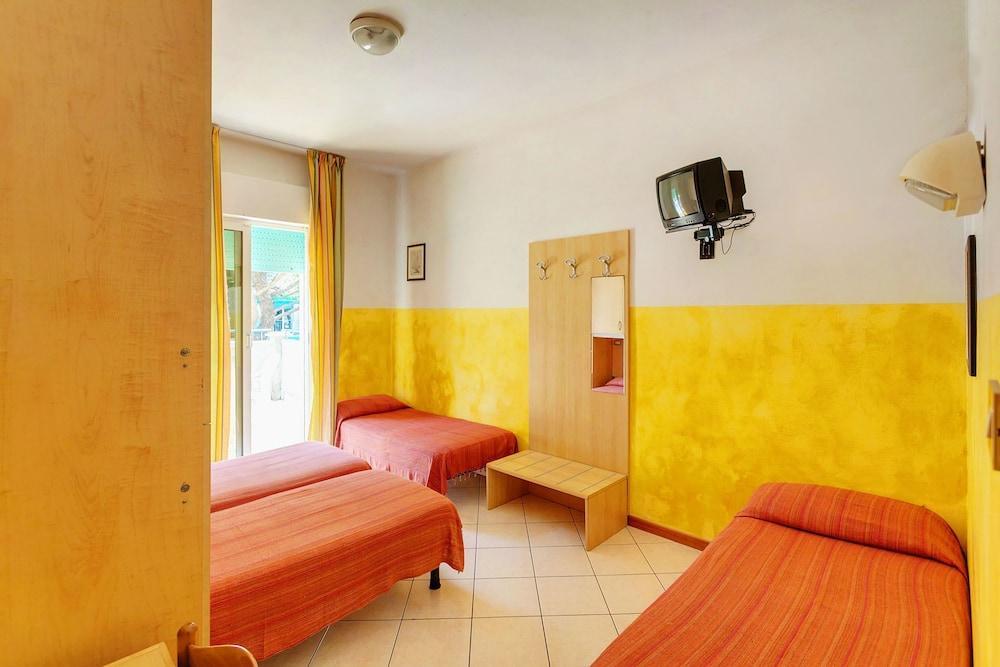 Hotel Canova Lido di Jesolo Eksteriør billede