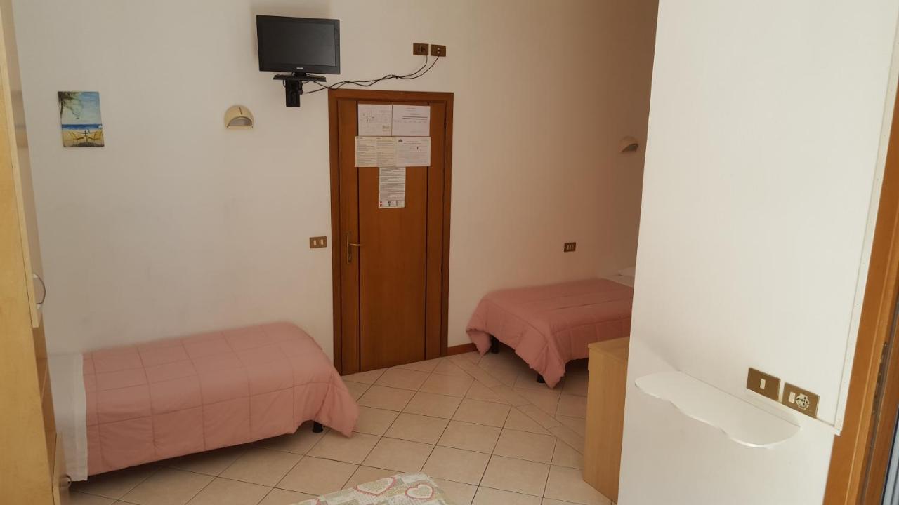 Hotel Canova Lido di Jesolo Eksteriør billede