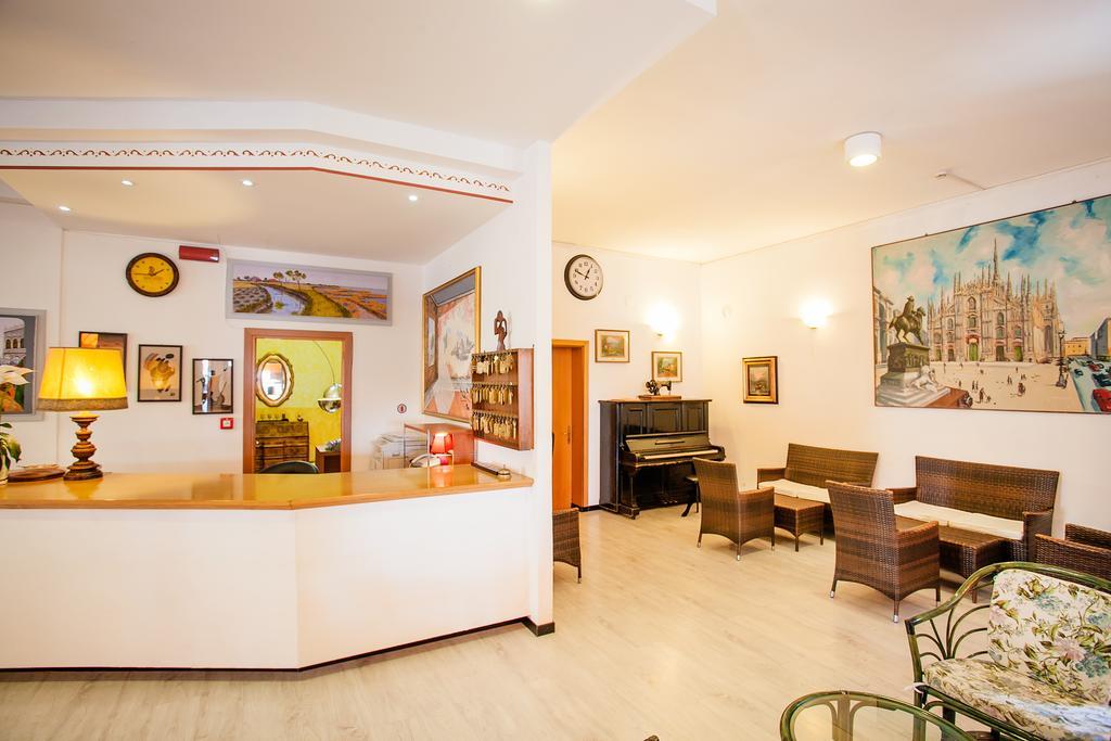 Hotel Canova Lido di Jesolo Eksteriør billede